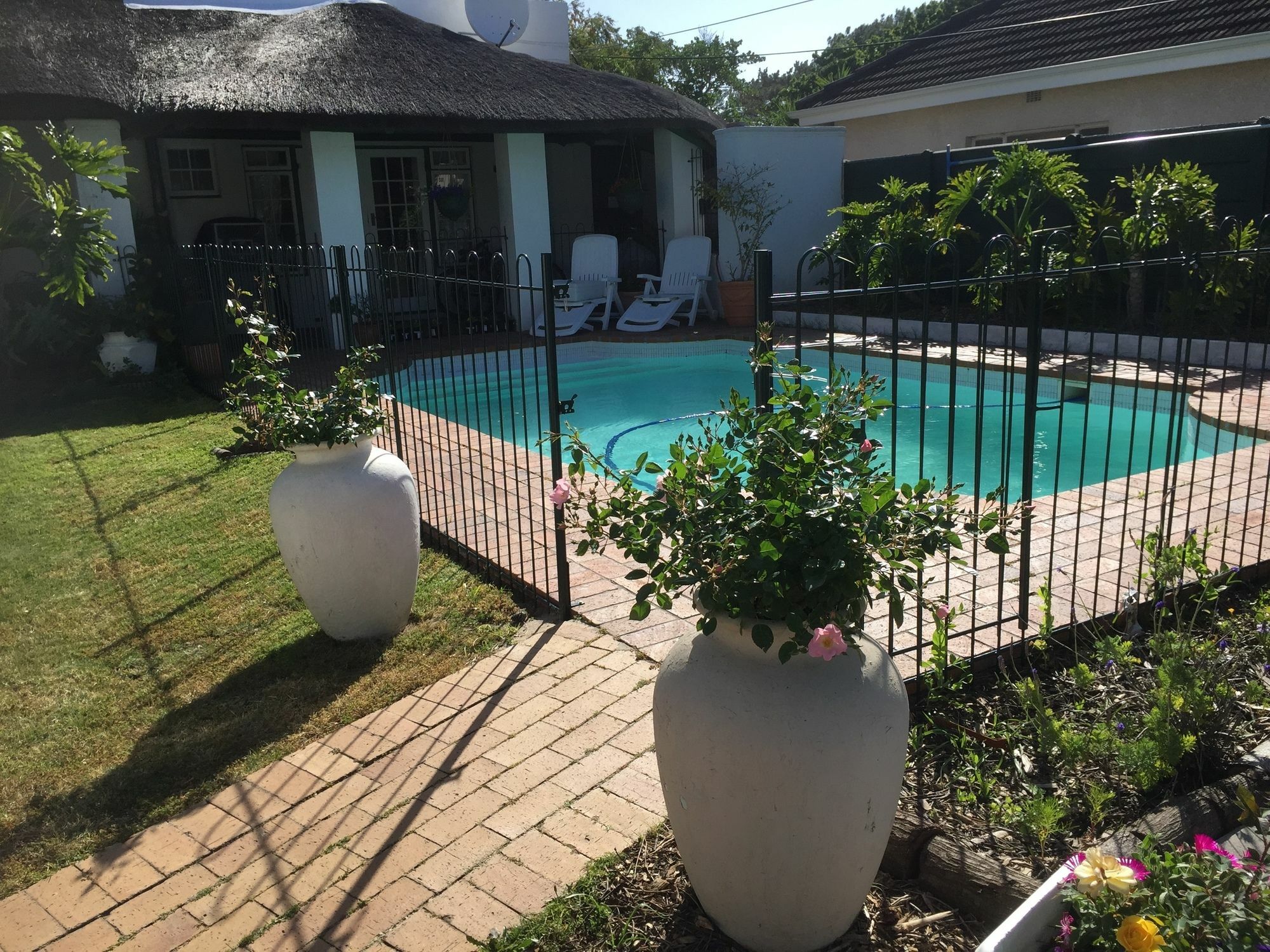 Howards End Manor 3* Cape Town
