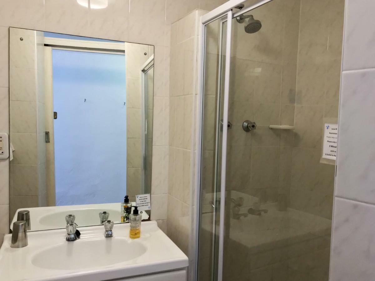 Bed & Breakfast Howards End Manor Cape Town