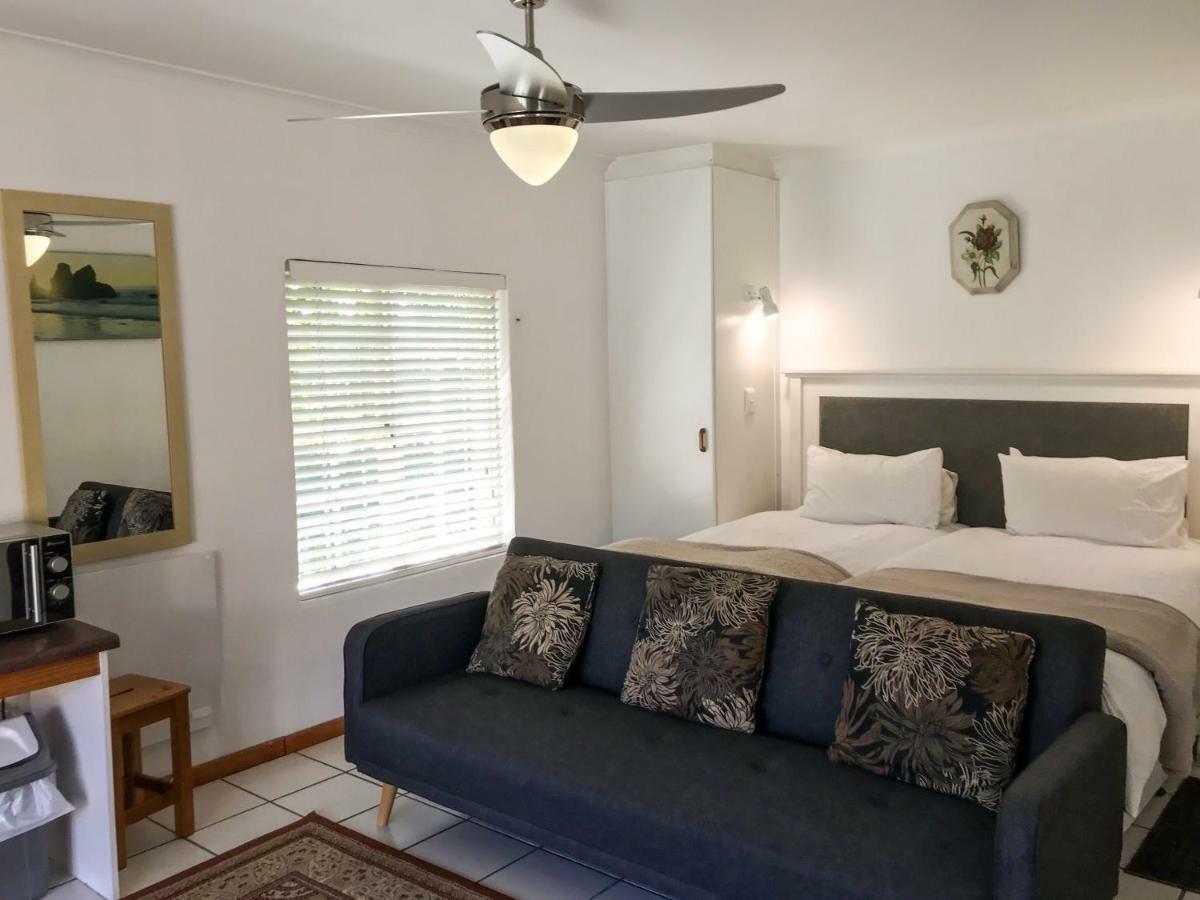 Howards End Manor 3* Cape Town